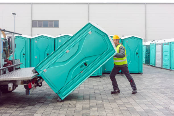 Best Construction site porta potty rental  in Edwardsburg, MI