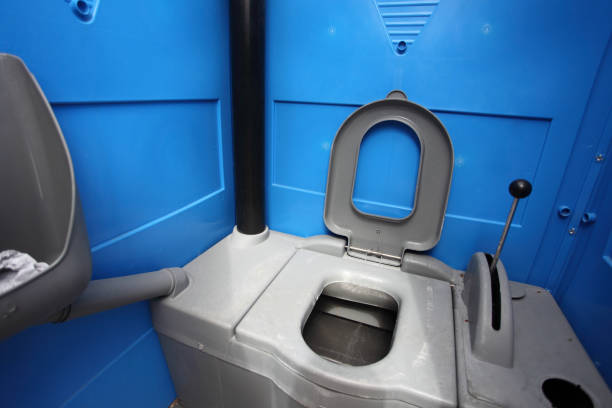 Best Portable toilet rental cost  in Edwardsburg, MI